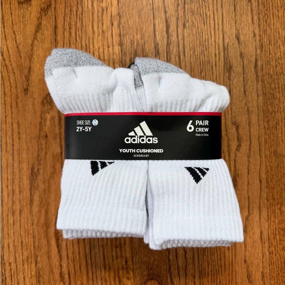 NWT Adidas Youth Cushioned Crew Socks Size M
